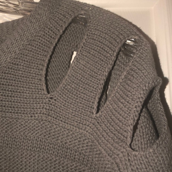 Armani Exchange Cropped Sweater with cutout detail - Picture 5 of 6